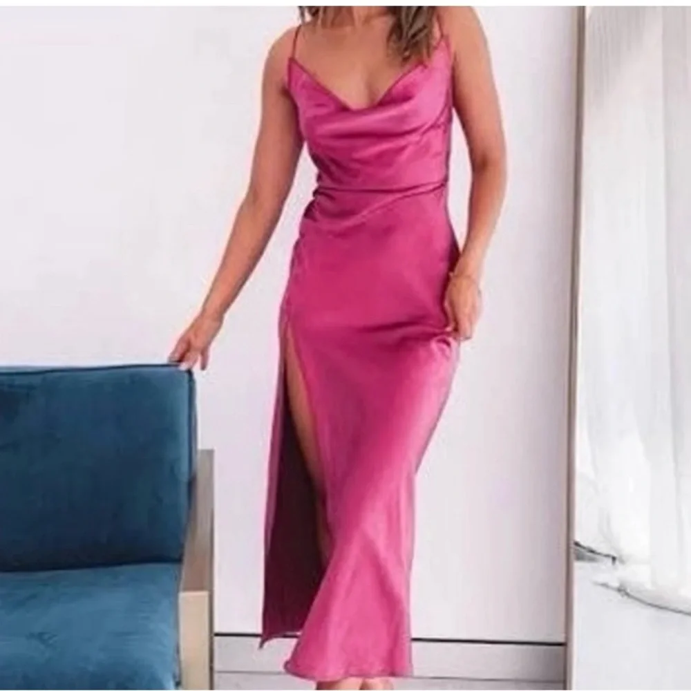 LIONESS Princess Polly Magenta Midi Dress - Picture 4 of 7